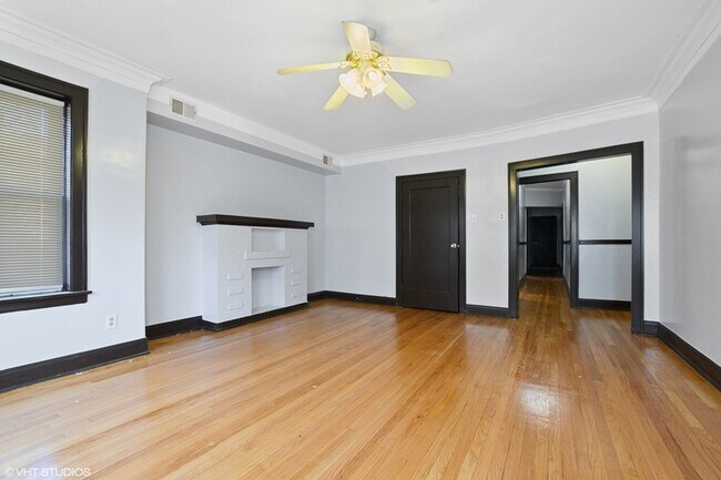 1317 W 80th St in Chicago, IL - Building Photo - Building Photo