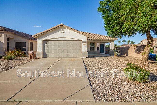 property at 1098 W Oak Tree Ln