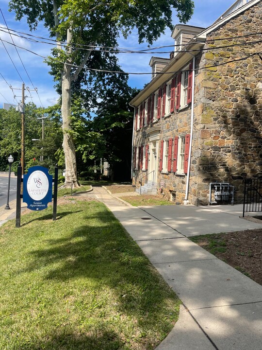 1803 N Market St in Wilmington, DE - Building Photo