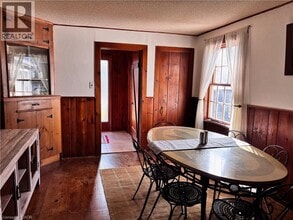 8 Highland Ave in Fort Erie, ON - Building Photo - Building Photo