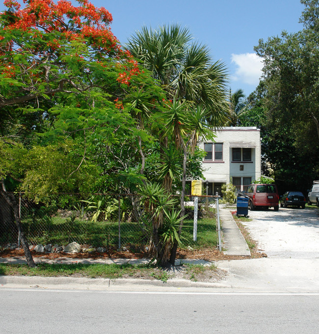 629 SW 4th Ave in Fort Lauderdale, FL - Building Photo - Building Photo