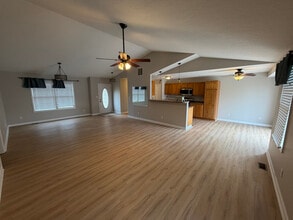 1800 Persimmon Ave in Chatham, IL - Building Photo - Building Photo