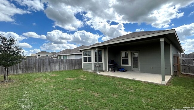 12927 Irvin Path in San Antonio, TX - Foto de edificio - Building Photo