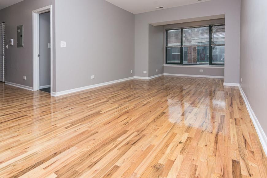 6137 S Indiana Ave in Chicago, IL - Building Photo