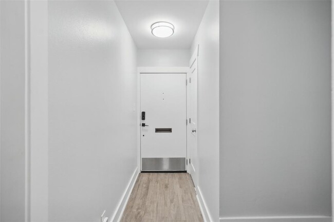 2013 Winrock Blvd in Houston, TX - Building Photo - Building Photo