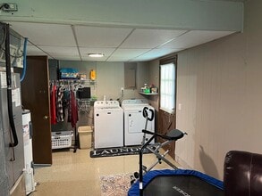 508 E Kirkwood Dr in Aurora, MO - Building Photo - Building Photo