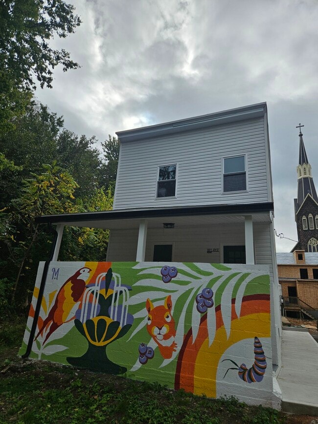 326 Taylor St
