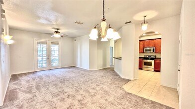 3311 Whitestone Cir-Unit -204 in Kissimmee, FL - Building Photo - Building Photo