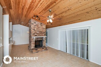 524 Commodore Ave NW in Palm Bay, FL - Building Photo - Building Photo