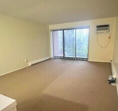 84-62 Austin St in Queens, NY - Building Photo - Building Photo