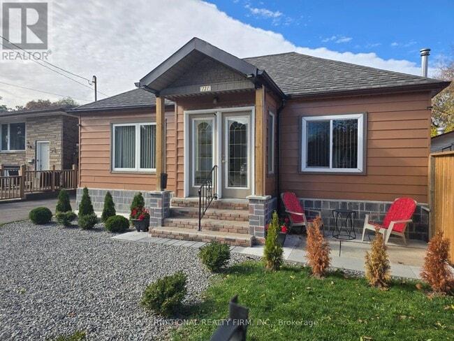 731 Knox Ave in Hamilton, ON - Building Photo - Building Photo