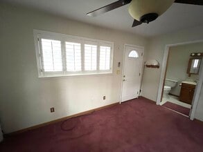 4237 Strathmore Way in North Highlands, CA - Foto de edificio - Building Photo