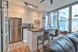 50 Camden St in Toronto, ON - Building Photo - Building Photo