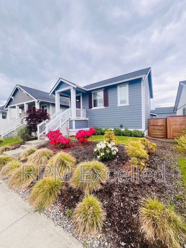 13214 189th Ave E in Bonney Lake, WA - Building Photo - Building Photo