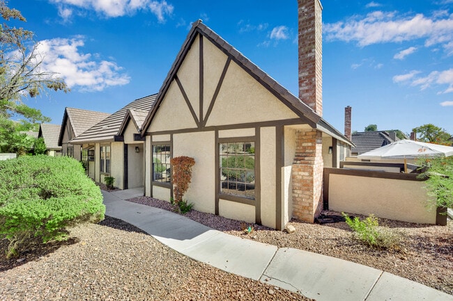 property at 3959 Salisbury Pl