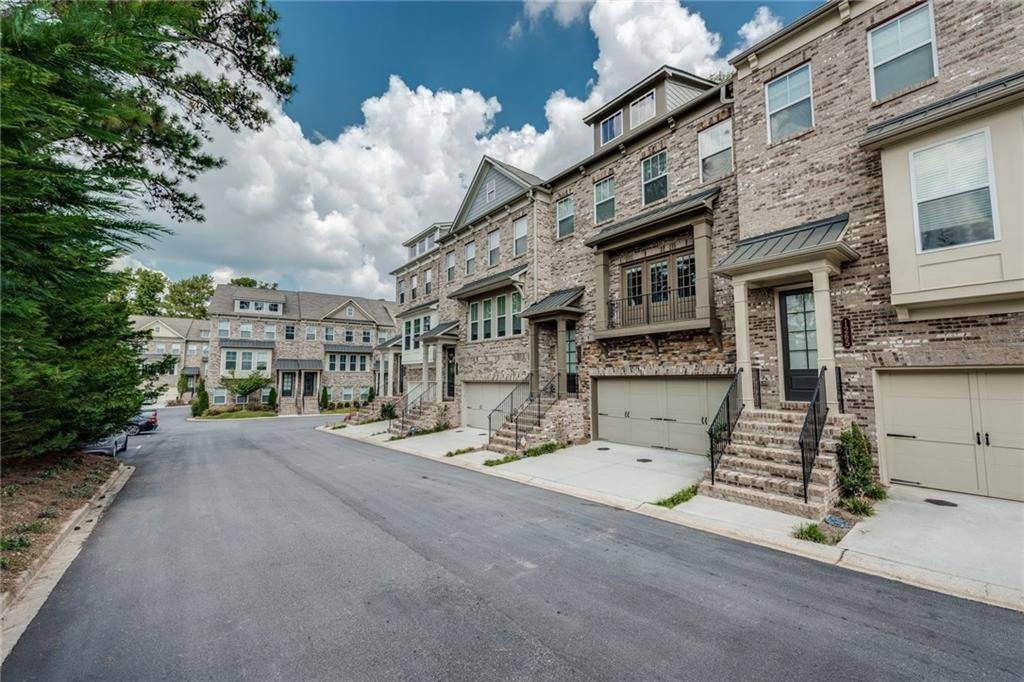 1265 Linden Ct in Atlanta, GA - Building Photo