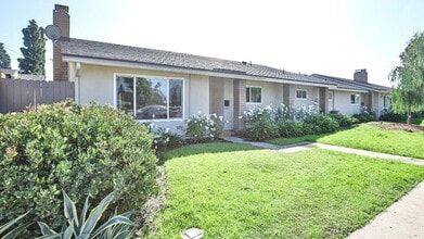 12700 Newport Ave, Unit 3 in Tustin, CA - Building Photo - Building Photo