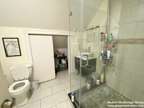 5 Oswald St in Boston, MA - Building Photo - Building Photo