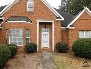 214 Spanish Trail in Kathleen, GA - Building Photo - Building Photo