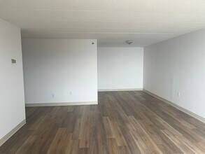 1 Pond St in Winthrop, MA - Building Photo - Building Photo