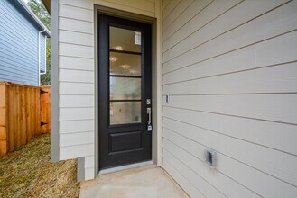 571 Dry Fork Ln in Conroe, TX - Building Photo - Building Photo