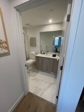 520 W 79th St, Unit C1 in Hialeah, FL - Building Photo - Building Photo