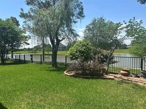 2506 Orchid Creek Dr in Pearland, TX - Building Photo - Building Photo