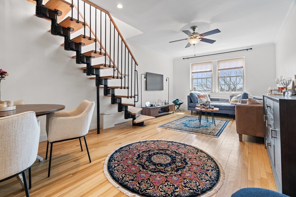 1496 Beacon St in Brookline, MA - Building Photo