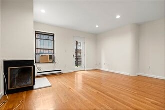 18 E Springfield St, Unit 18-3 in Boston, MA - Building Photo - Building Photo