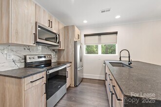 1928 W Trade St in Charlotte, NC - Building Photo - Building Photo