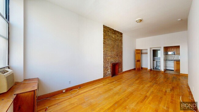 property at 222 W 72nd St