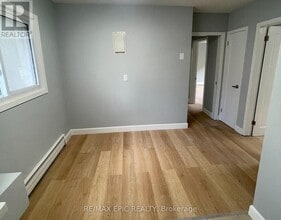 569 Dufferin Ave in London, ON - Building Photo - Building Photo
