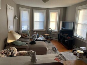 103 Tell St-Unit -2 in Providence, RI - Building Photo - Building Photo