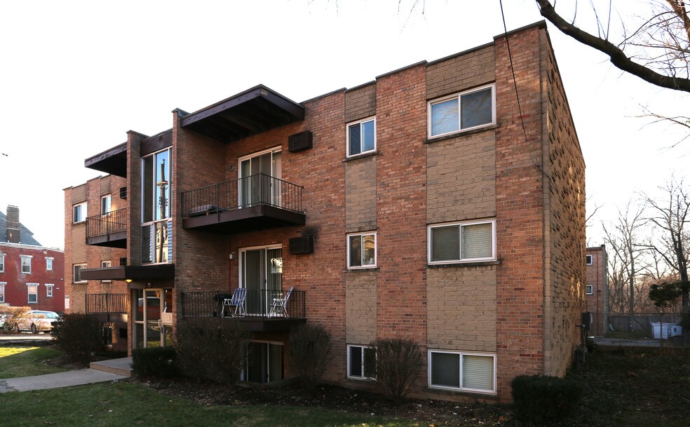 Sutter View Apartments and Townhomes | Cincinnati, OH Apartments For Rent