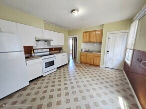36 Freeman St in Quincy, MA - Building Photo - Building Photo