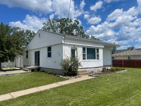 2600 Calihan Ave NE in Bemidji, MN - Building Photo