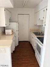 2855 Winkler Ave in Ft. Myers, FL - Building Photo - Building Photo
