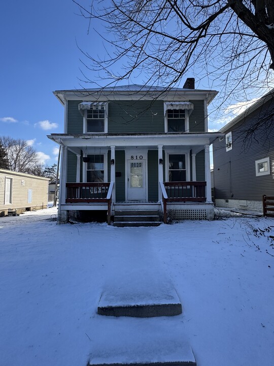 810 Westbourne Ave in Zanesville, OH - Building Photo