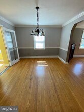 14 Granville Dr in Silver Spring, MD - Building Photo - Building Photo