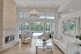 9724 NW 66th Pl in Parkland, FL - Foto de edificio - Building Photo