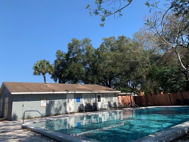 12402 Orange Blossom Oak Pl in Tampa, FL - Building Photo - Building Photo