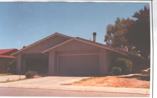 2514-2516 Fleury Way in Stockton, CA - Building Photo