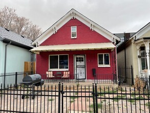 2427 Stout St in Denver, CO - Building Photo - Building Photo