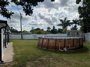 27000 SW 145th Ave in Homestead, FL - Building Photo - Building Photo