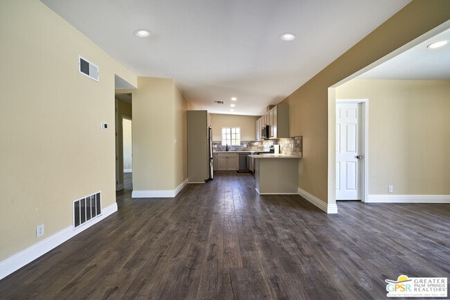 51311 Avenida Velasco in La Quinta, CA - Building Photo - Building Photo