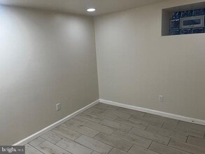 5221 N 8th St in Philadelphia, PA - Building Photo - Building Photo