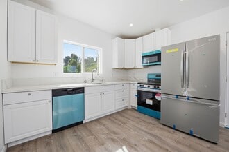 5444 Brockbank Pl in San Diego, CA - Building Photo - Building Photo