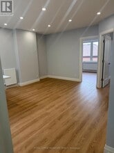 1727a Bayview Ave in Toronto, ON - Building Photo - Building Photo