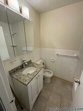 18 Westgate Dr in Woburn, MA - Building Photo - Building Photo