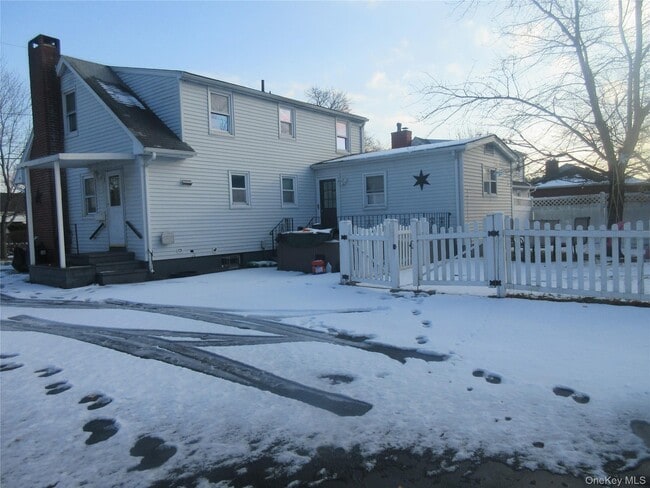 137 Central Hwy in Stony Point, NY - Building Photo - Building Photo